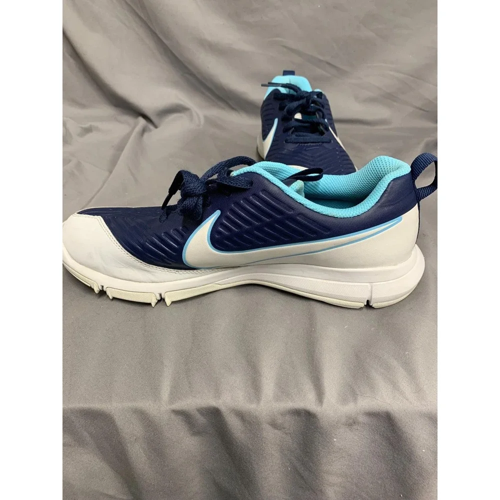 Nike these athletic